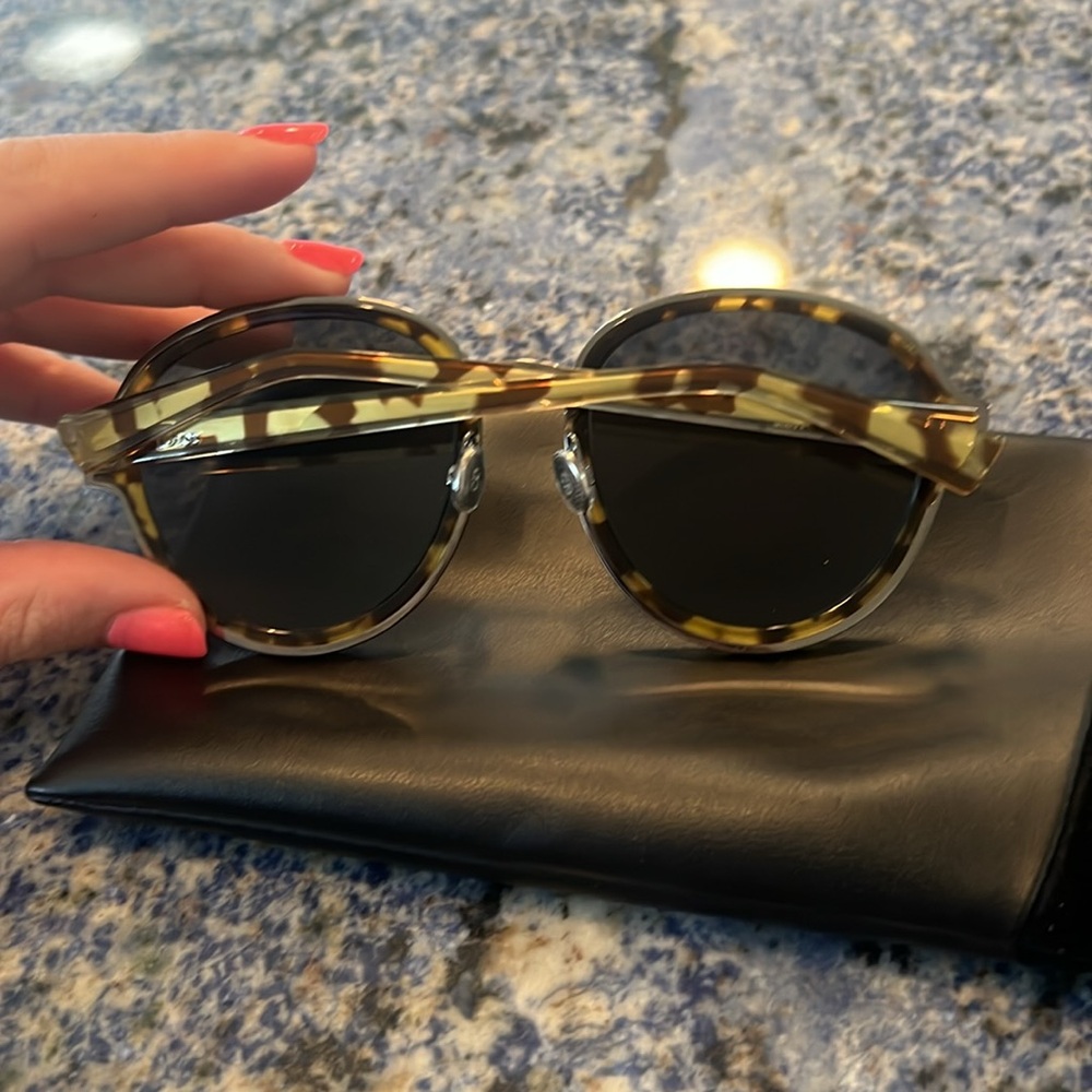 Dior limited edition sunglasses - Picture 3 of 6